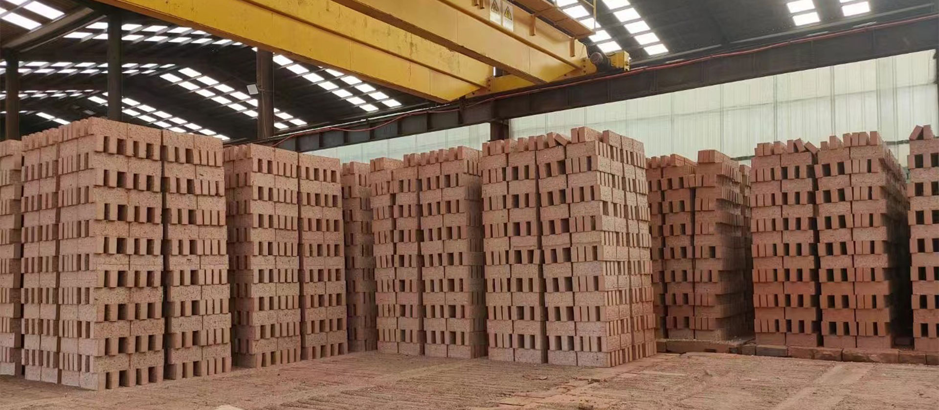 How to make red bricks from clay in china?