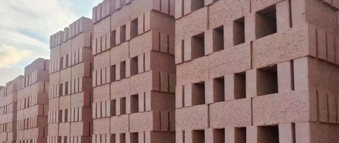 How to make red bricks from clay in china?
