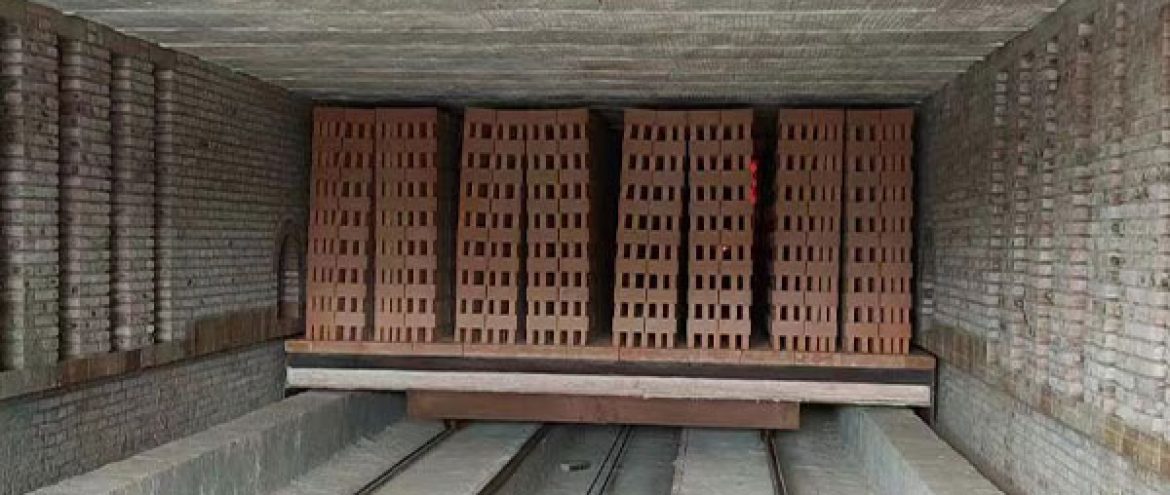 why clay red brick crack after extruding ,why does clay brick crack?