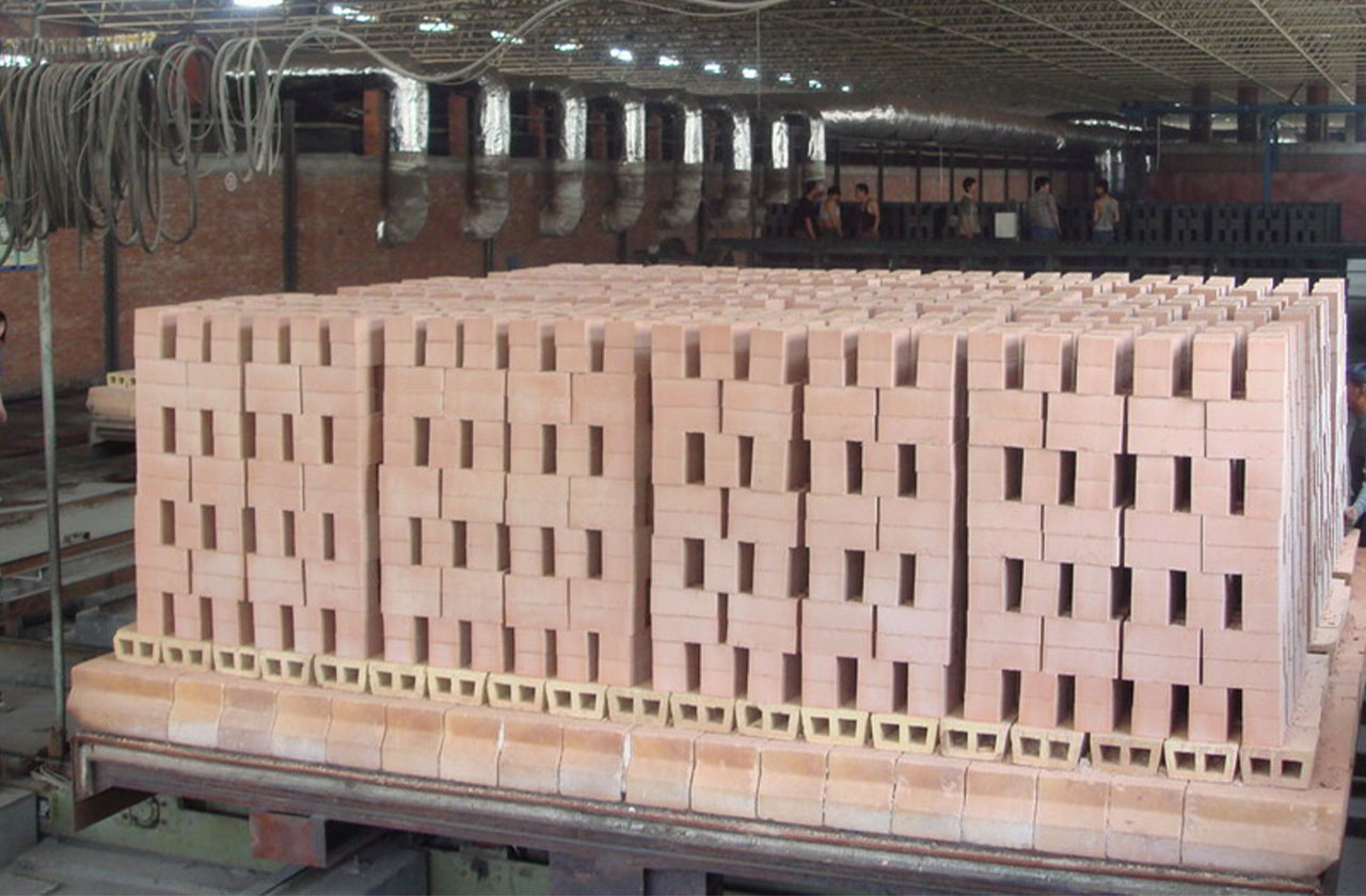 Precautions for making hollow clay brick production