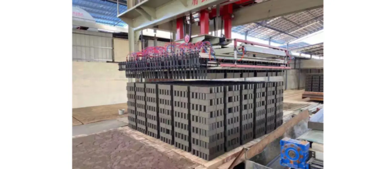 21 février, 2025 machines automatiques de fabrication de briques d'argile au Kazakhstan