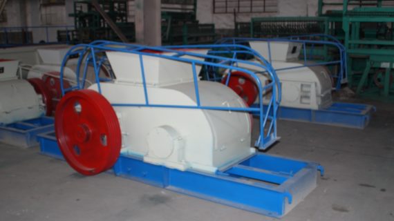 Roller crusher